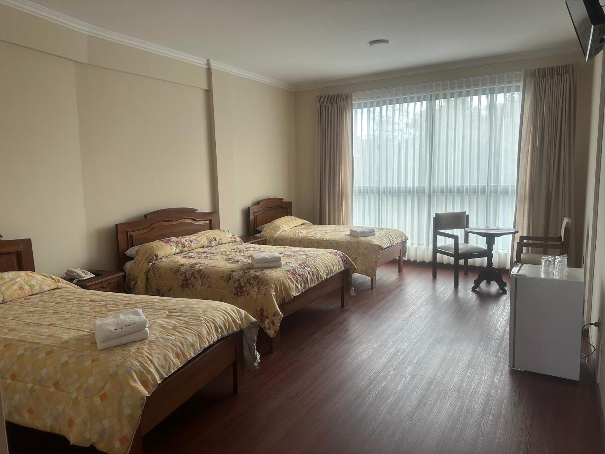 Hotel Oblitas كوتشابامبا المظهر الخارجي الصورة